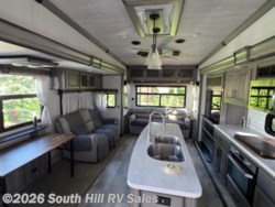 2020 Keystone Montana 3781RL - Used Fifth Wheel for sale by South Hill RV Sales in Yelm, Washington