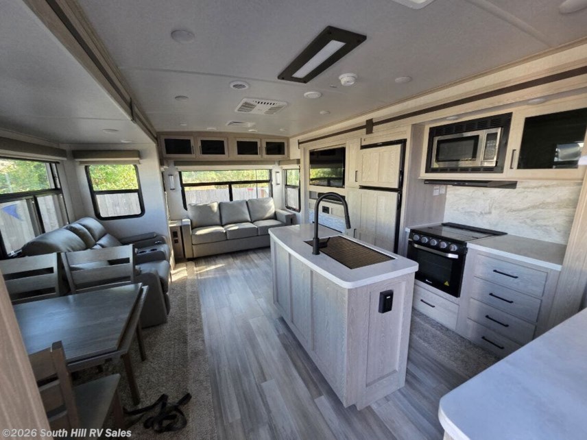 Used 2021 Forest River Rockwood Signature 8337RL available in Yelm, Washington