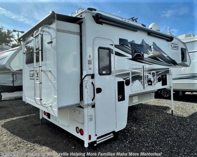 2022 Lance 1172 TRUCK CAMPER RV for Sale in Brooksville, FL 34613 ...