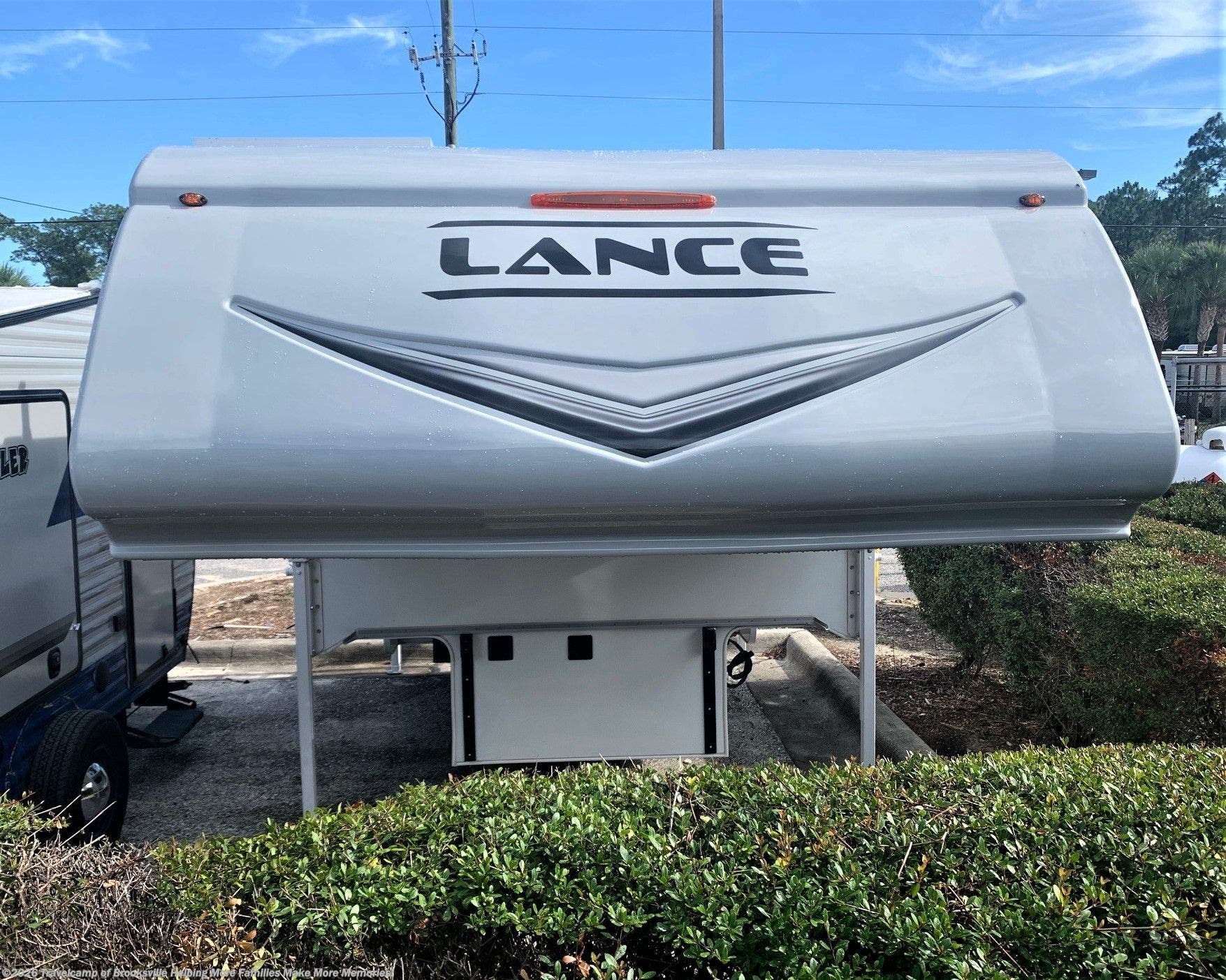 2022 Lance 850 TRUCK CAMPER RV for Sale in Brooksville, FL 34613