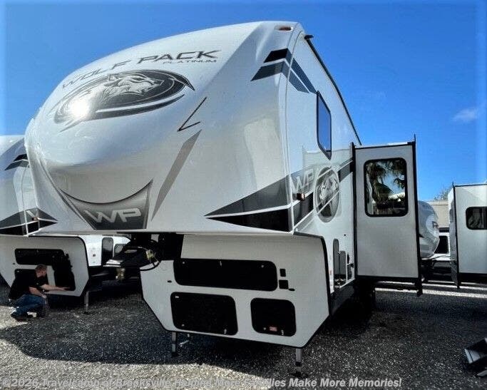2023 Cherokee WOLF PACK 315 PACK12 RV for Sale in Brooksville, FL 34613