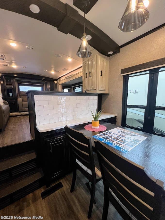2023 Jayco Pinnacle 38FLGS RV for Sale in Sequim, WA 98382 8582