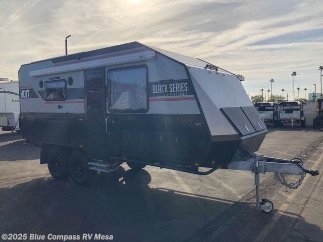 2020 Black Series HQ17 - Used Travel Trailer For Sale by Blue Compass RV Mesa in Mesa, Arizona