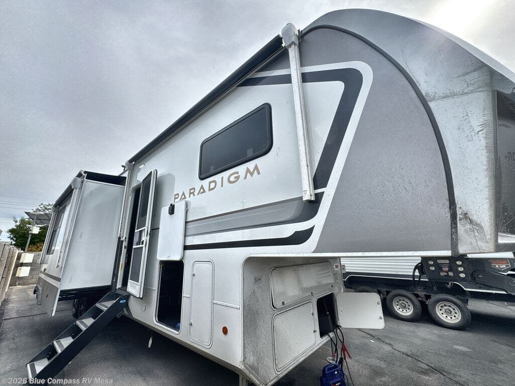 New 2026 Alliance RV Paradigm 395DS available in Mesa, Arizona