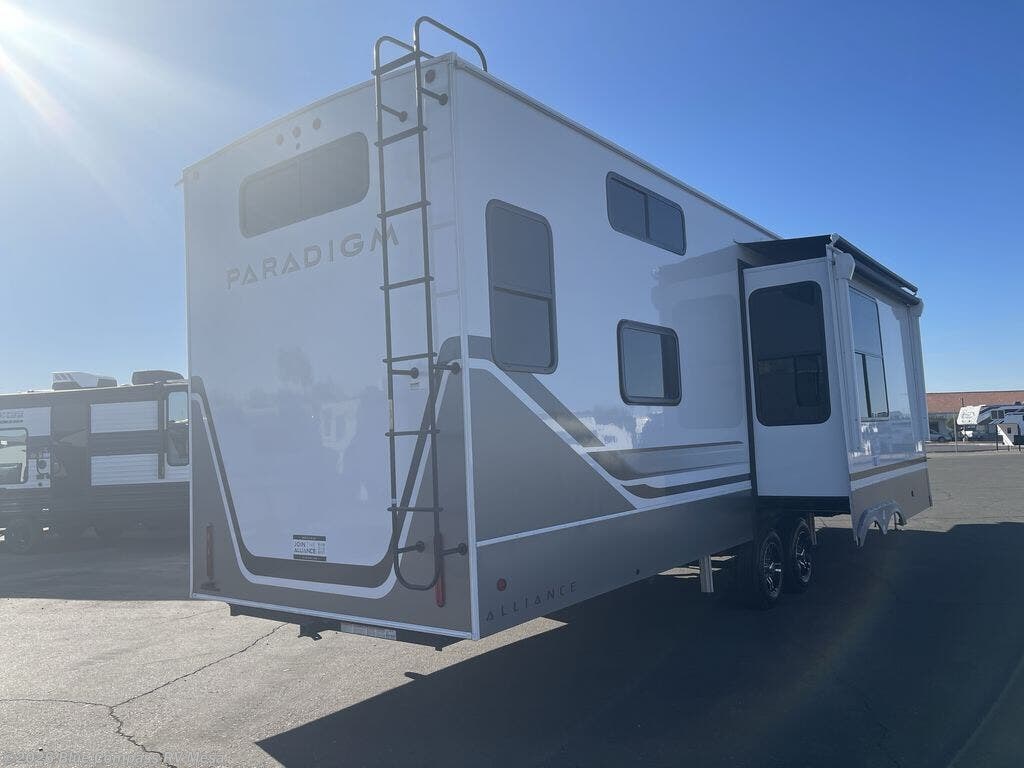 New 2025 Alliance RV Paradigm 395DS available in Mesa, Arizona