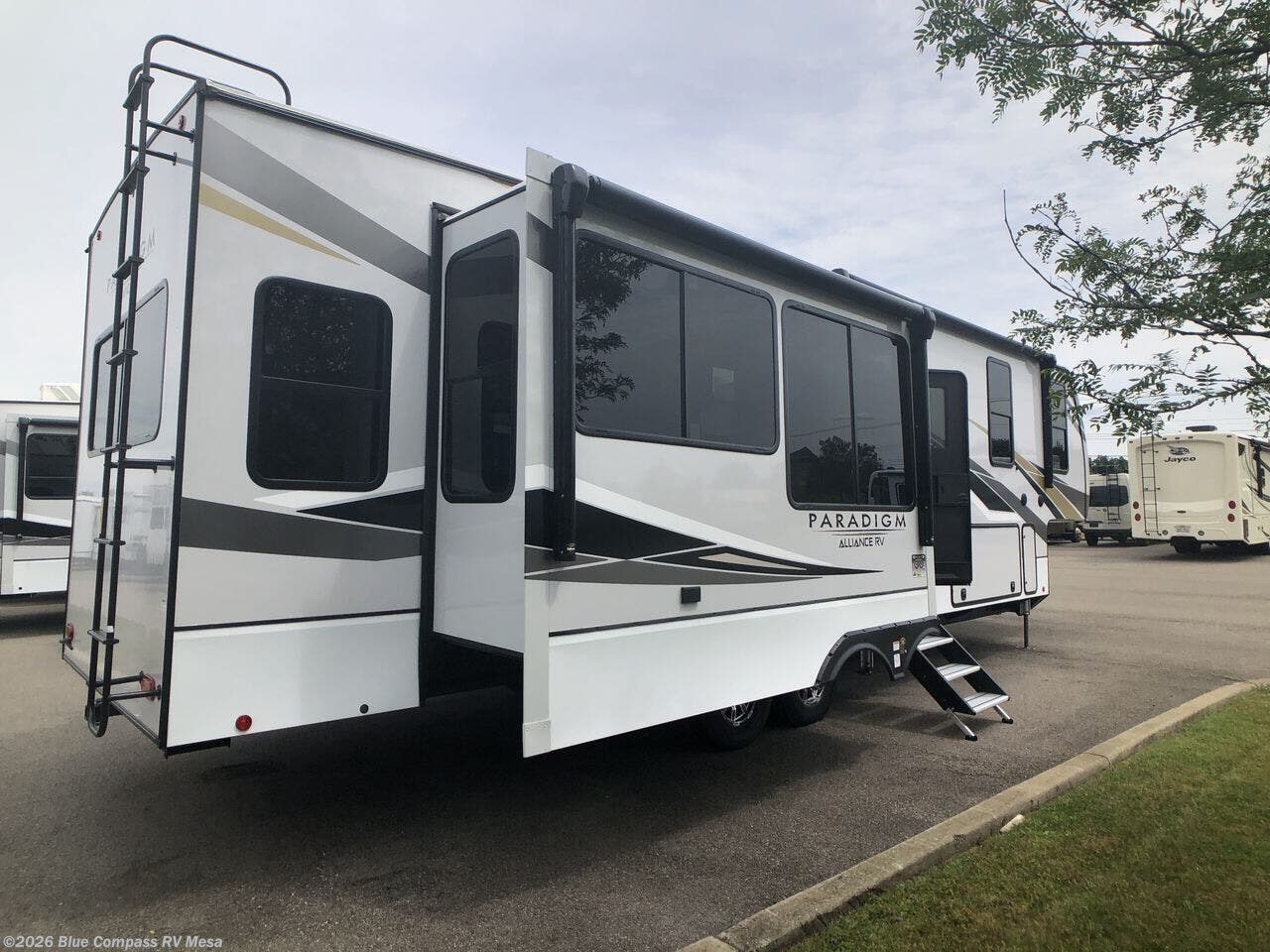 New 2026 Alliance RV Paradigm 340RL available in Mesa, Arizona