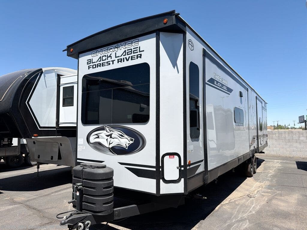 New 2026 Forest River Cherokee Timberwolf Black Label 39NABL available in Mesa, Arizona