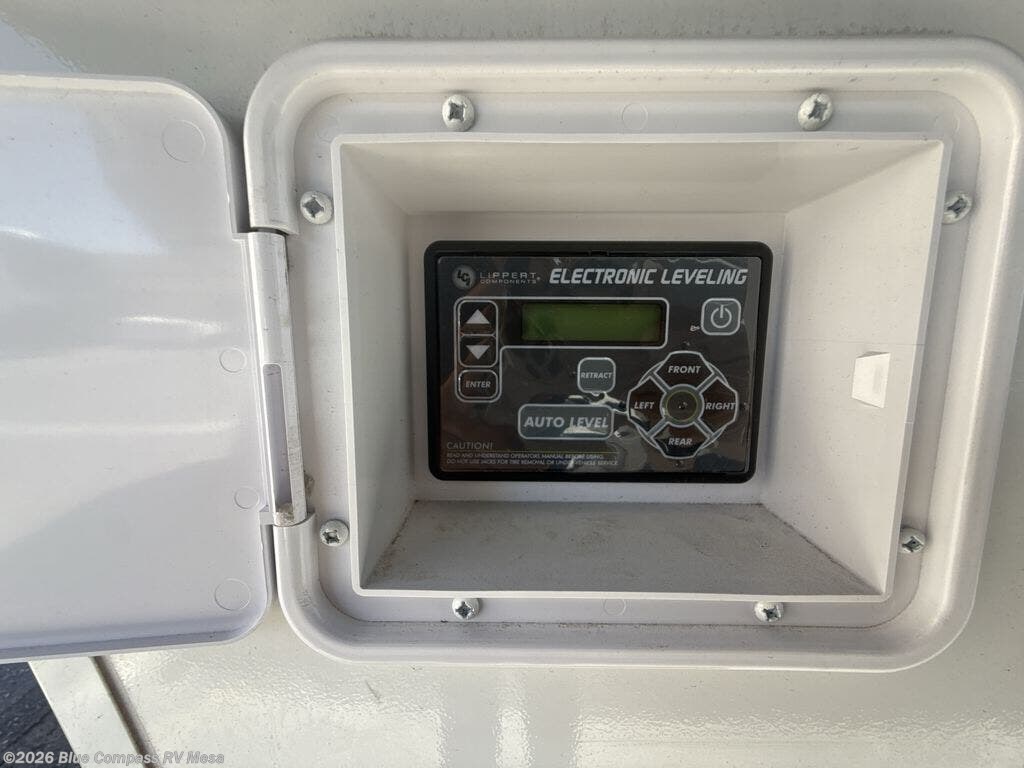 New 2026 Alliance RV Avenue 32RLS available in Mesa, Arizona