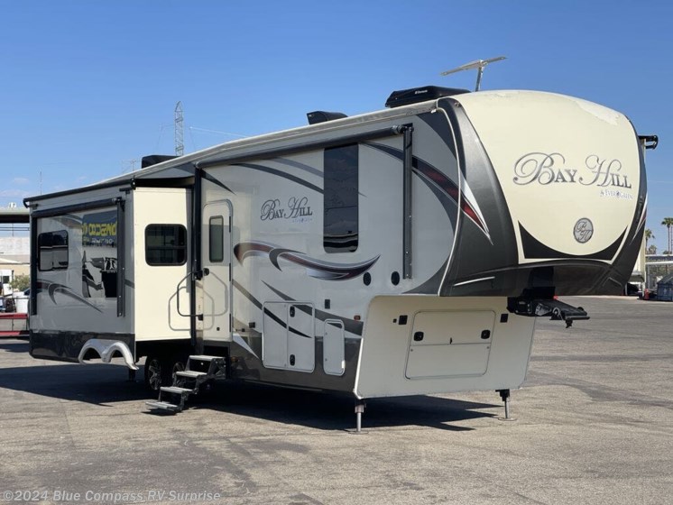 Used 2016 EverGreen RV Bay Hill 320RS available in Surprise, Arizona