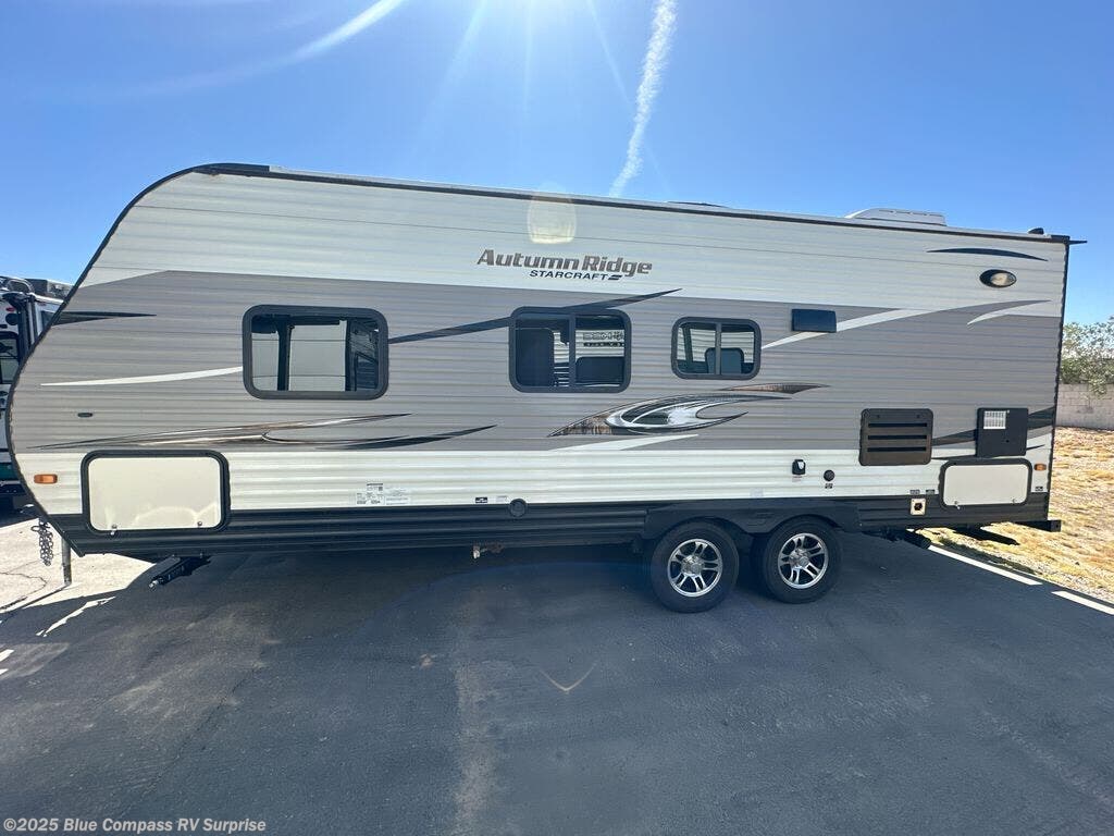 Used 2017 Starcraft Autumn Ridge 235FB available in Surprise, Arizona
