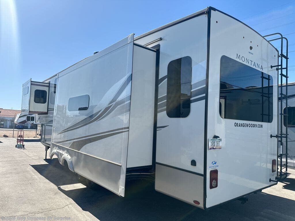 Used 2023 Keystone Montana 3231CK available in Surprise, Arizona