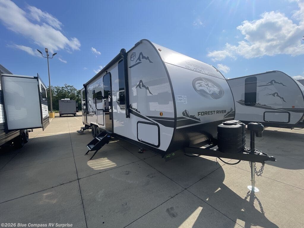 New 2026 Forest River Cherokee Grey Wolf Black Label 23DBHBL available in Surprise, Arizona