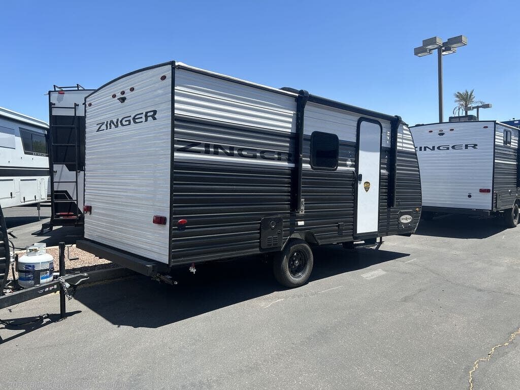 2026 Zinger Lite 18BH by CrossRoads from Blue Compass RV Avondale in Avondale, Arizona
