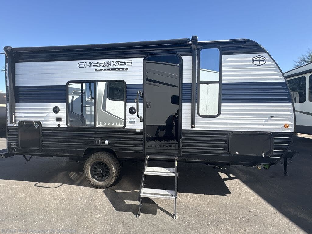 2026 Cherokee Wolf Pup 16FQW by Forest River from Blue Compass RV Avondale in Avondale, Arizona