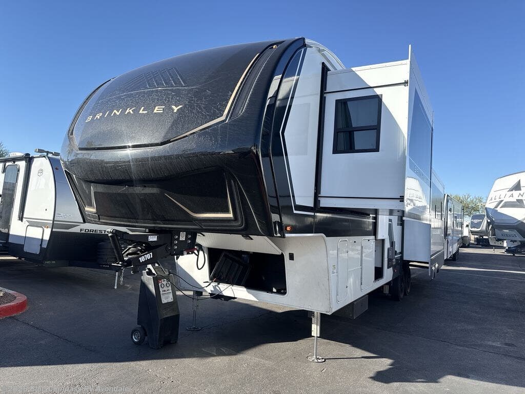 2026 Model Z 3600 by Brinkley RV from Blue Compass RV Avondale in Avondale, Arizona