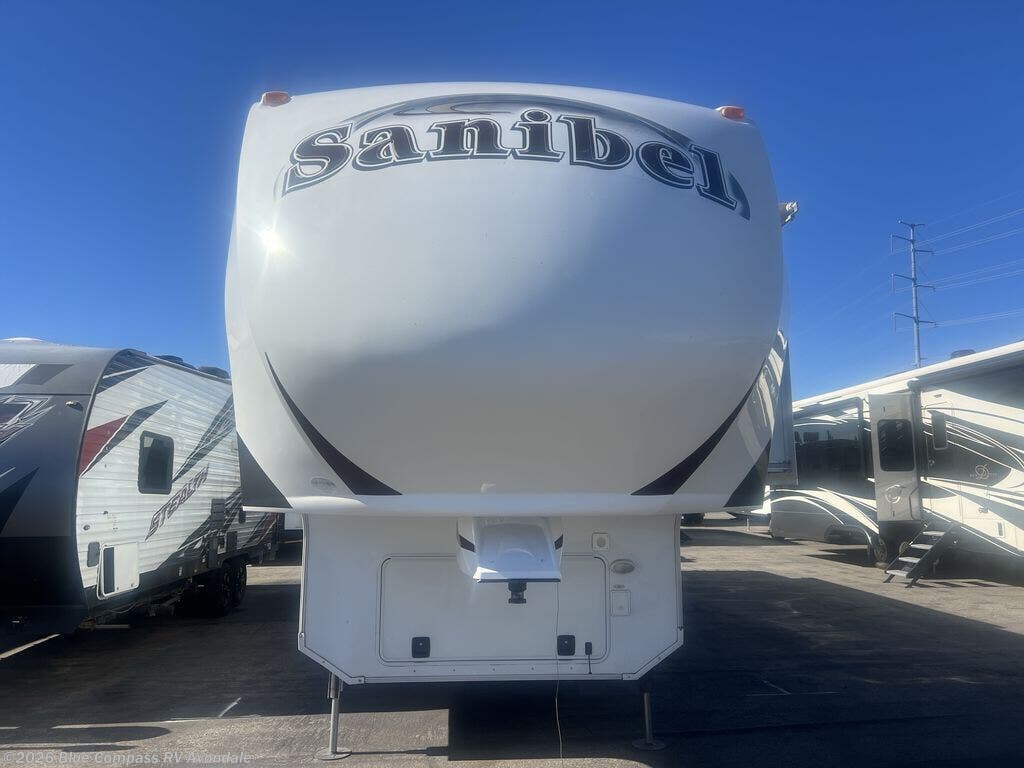 2013 Sanibel 3600 by Prime Time from Blue Compass RV Avondale in Avondale, Arizona