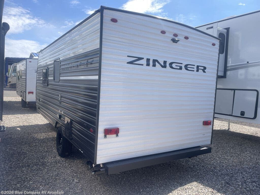 2026 Zinger Lite 18RB by CrossRoads from Blue Compass RV Avondale in Avondale, Arizona