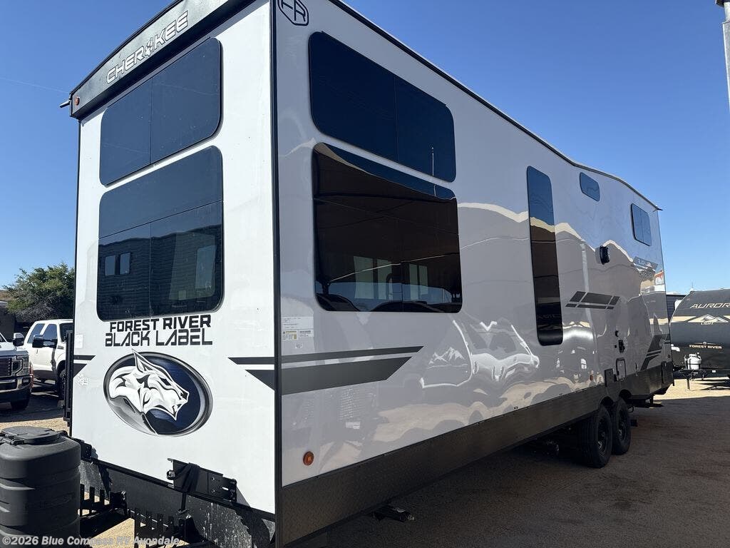 New 2026 Forest River Cherokee Timberwolf Black Label 27MDKBL available in Avondale, Arizona