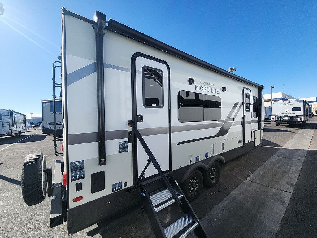 2026 Flagstaff Micro Lite 25SRK by Forest River from Blue Compass RV Avondale in Avondale, Arizona