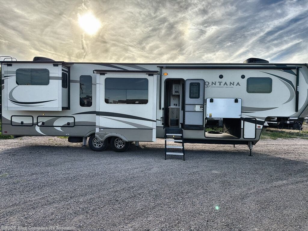 2019 Montana 3790RD by Keystone from Blue Compass RV Avondale in Avondale, Arizona