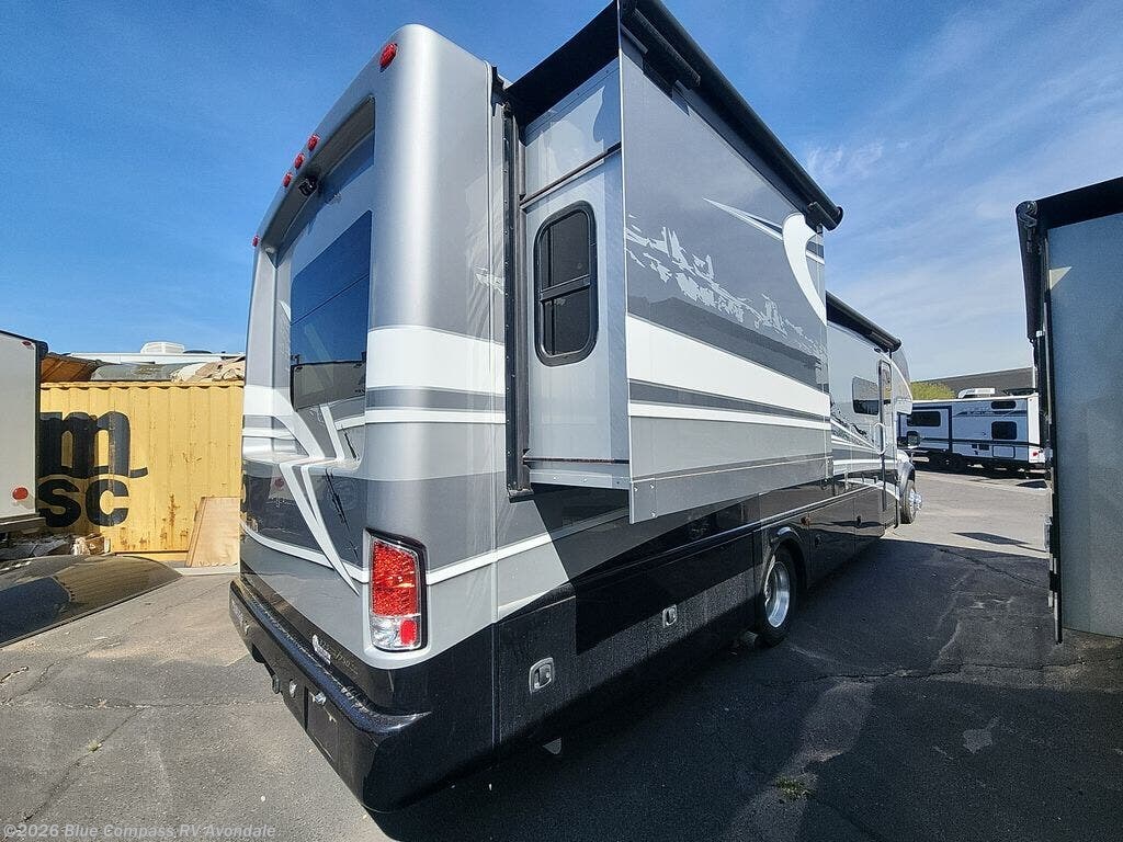 Used 2020 Dynamax Corp Isata 5 36DSD available in Avondale, Arizona