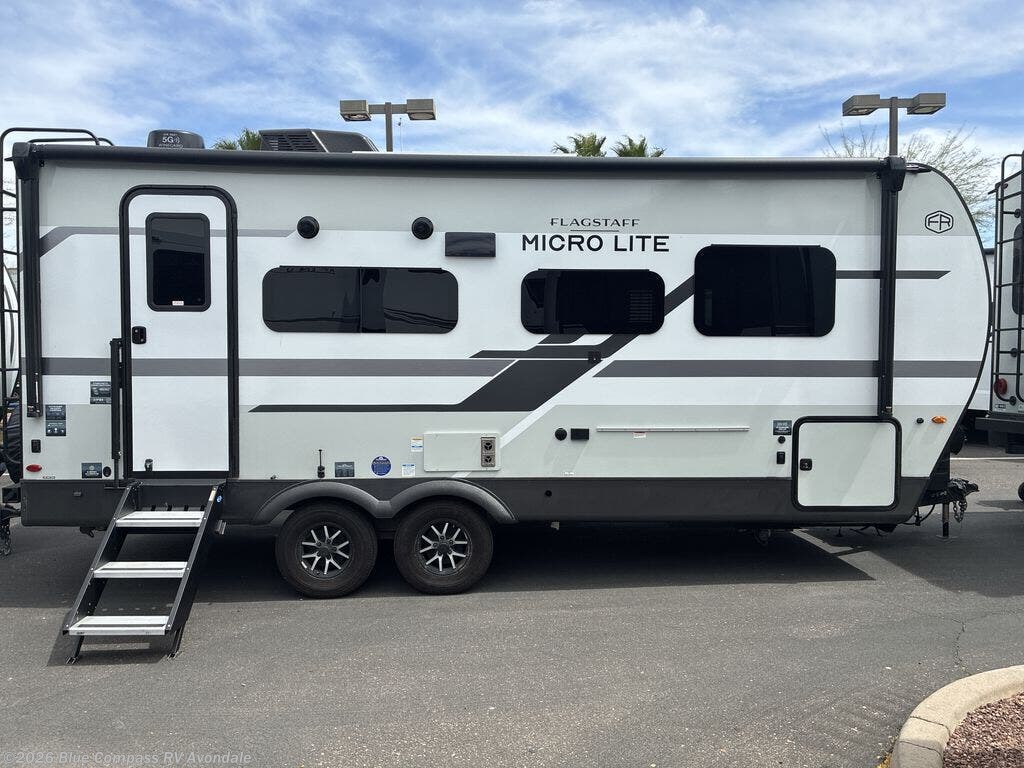 2026 Flagstaff Micro Lite 22FBS by Forest River from Blue Compass RV Avondale in Avondale, Arizona