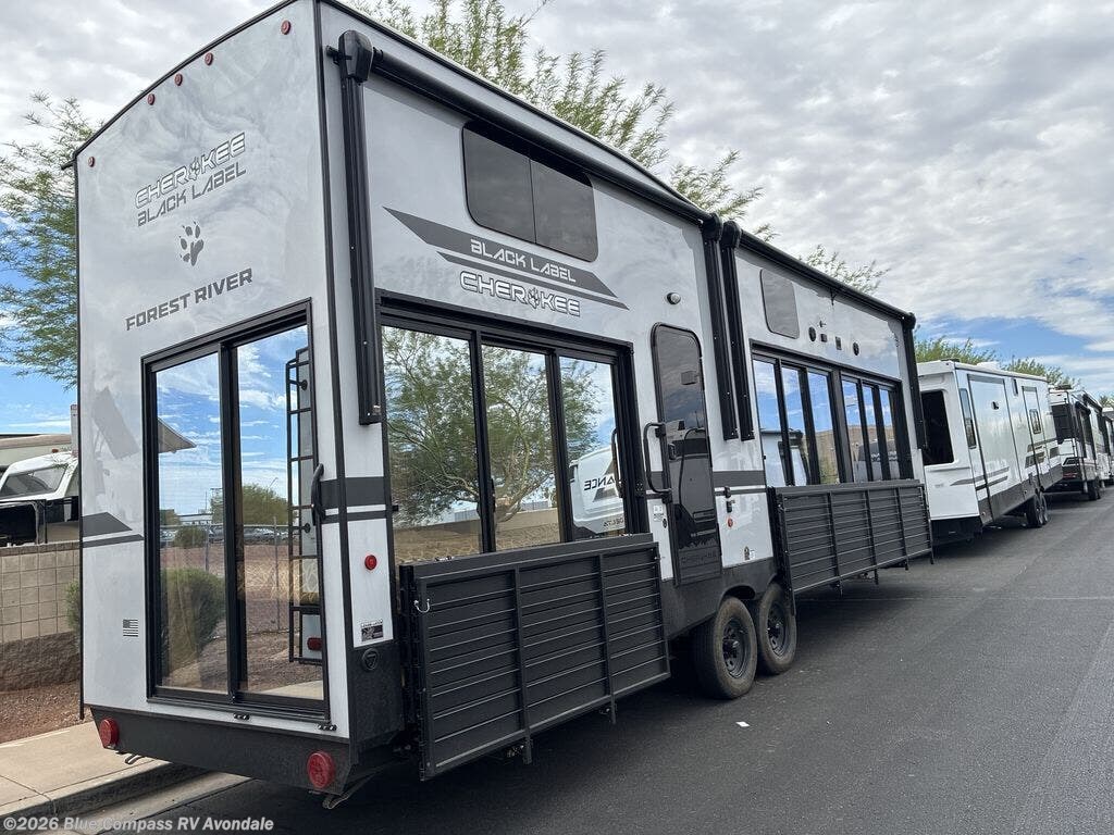 New 2026 Forest River Cherokee Timberwolf Black Label 27MDKBL available in Avondale, Arizona