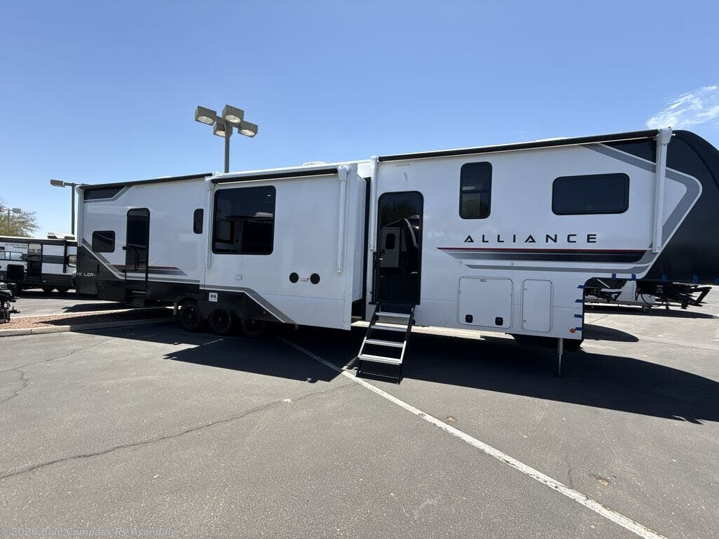 New 2027 Alliance RV Valor 44V14 available in Avondale, Arizona