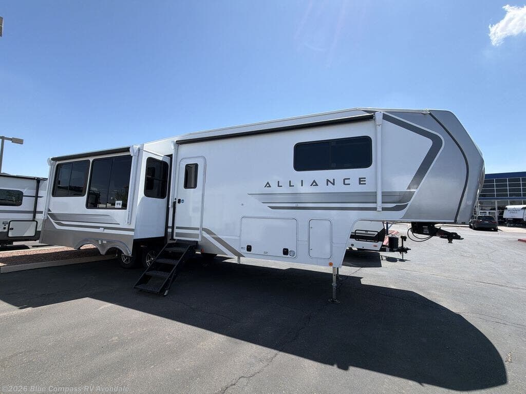 New 2027 Alliance RV Avenue 32RLS available in Avondale, Arizona