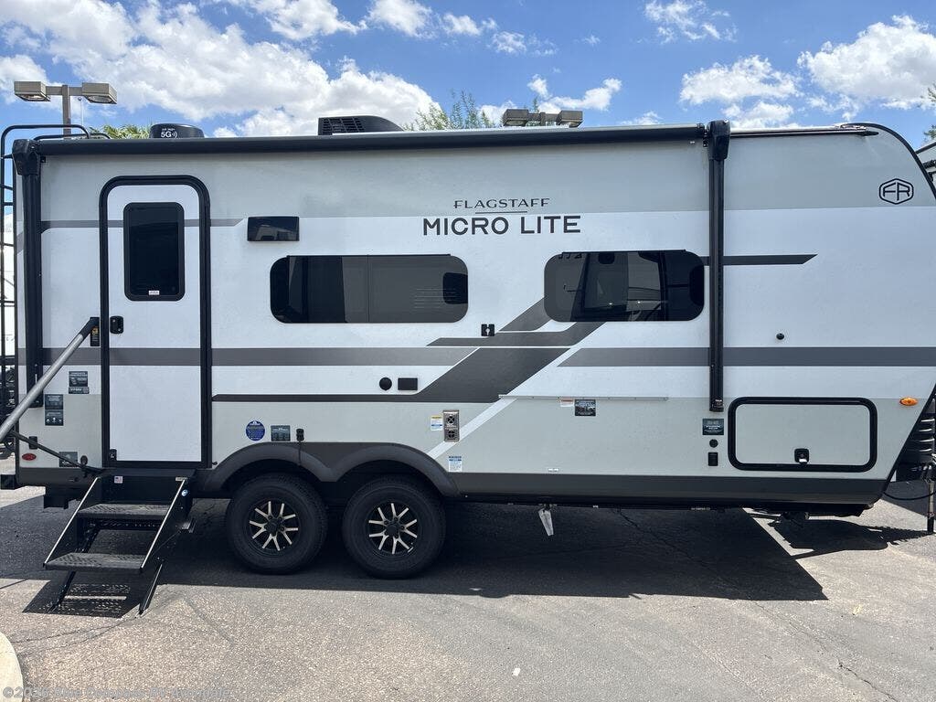 2027 Flagstaff Micro Lite 21FBRS by Forest River from Blue Compass RV Avondale in Avondale, Arizona