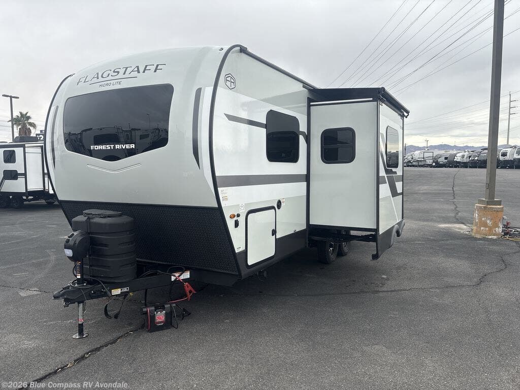 2026 Flagstaff Micro Lite 22FBS by Forest River from Blue Compass RV Avondale in Avondale, Arizona
