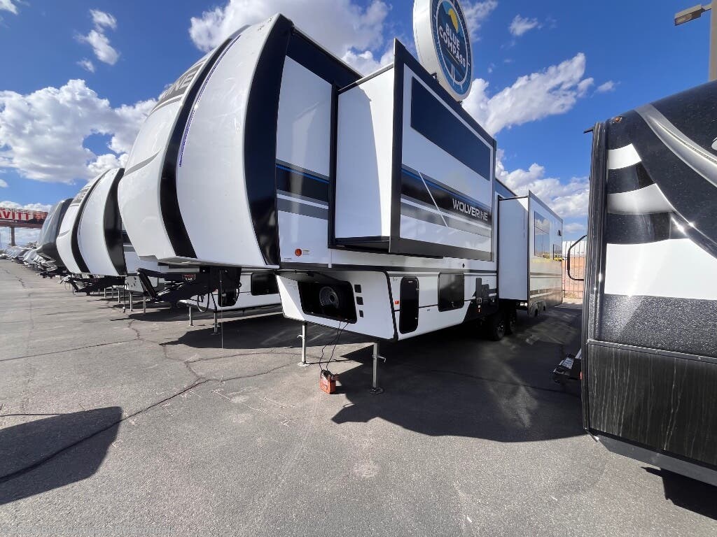2027 Wolverine 32JF by Forest River from Blue Compass RV Avondale in Avondale, Arizona