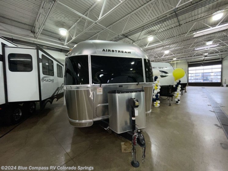 Used 2021 Airstream Globetrotter 27FB available in Colorado Springs, Colorado