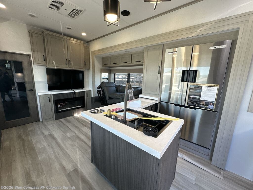 2025 Momentum M-Class 395MS by Grand Design from Blue Compass RV Colorado Springs in Colorado Springs, Colorado