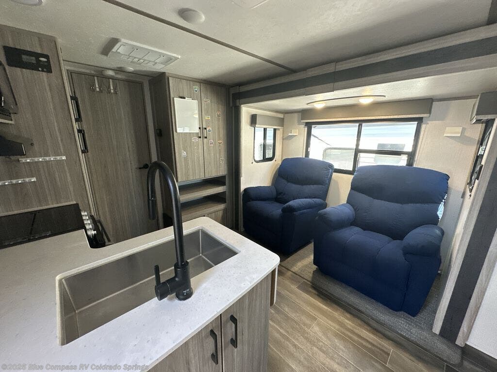 2021 Keystone Passport 189rb - Used Travel Trailer For Sale by Blue Compass RV Colorado Springs in Colorado Springs, Colorado