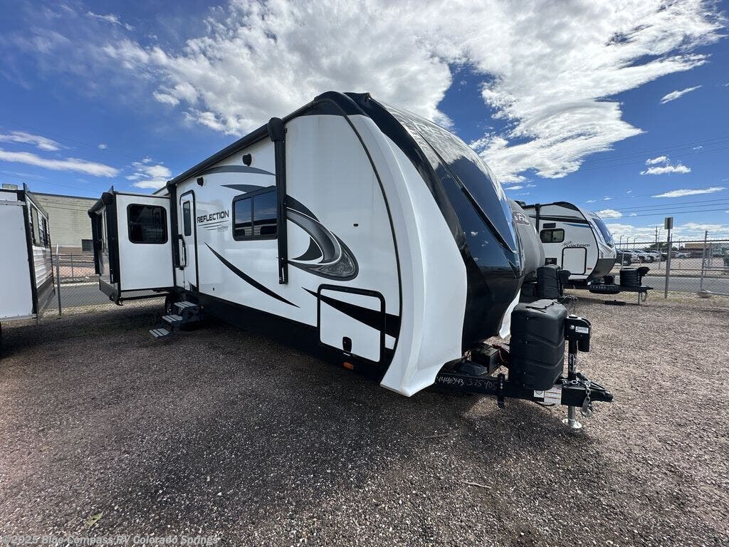 2021 Grand Design Reflection 315rlts - Used Fifth Wheel For Sale by Blue Compass RV Colorado Springs in Colorado Springs, Colorado