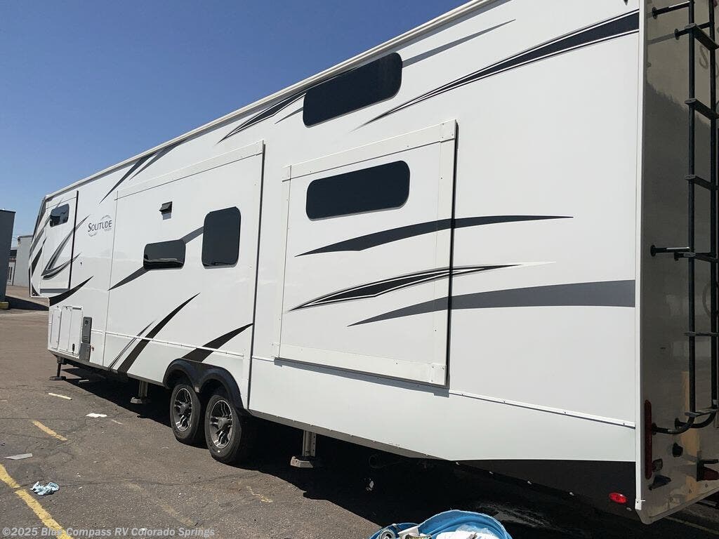 2023 Solitude 391dl by Grand Design from Blue Compass RV Colorado Springs in Colorado Springs, Colorado