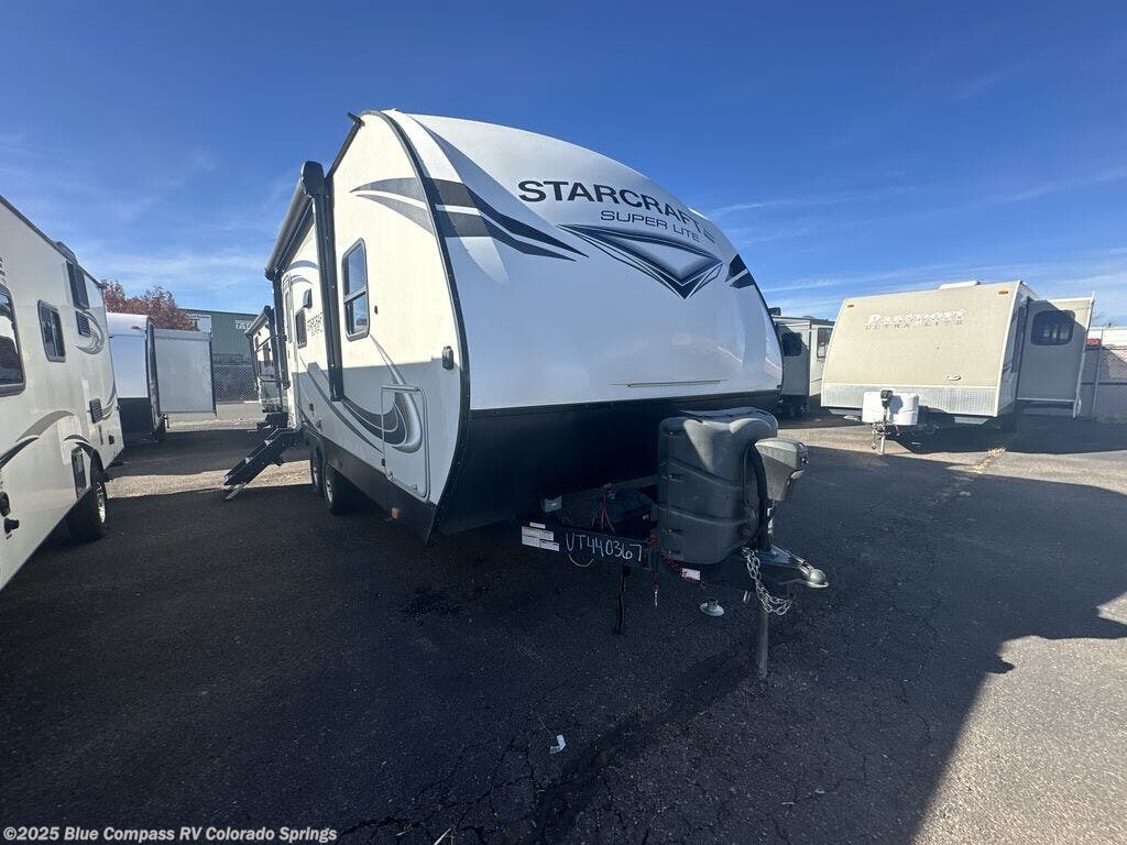 2020 Starcraft Super Lite 212FB - Used Travel Trailer For Sale by Blue Compass RV Colorado Springs in Colorado Springs, Colorado