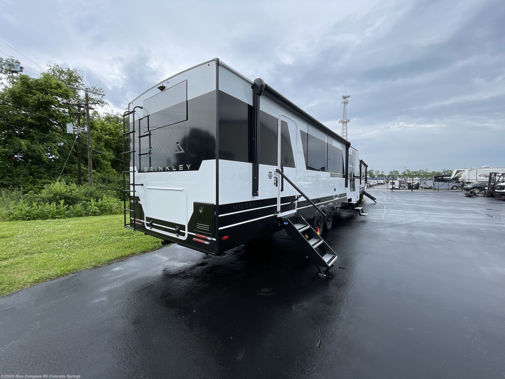 2026 Model I 294 by Brinkley RV from Blue Compass RV Colorado Springs in Colorado Springs, Colorado