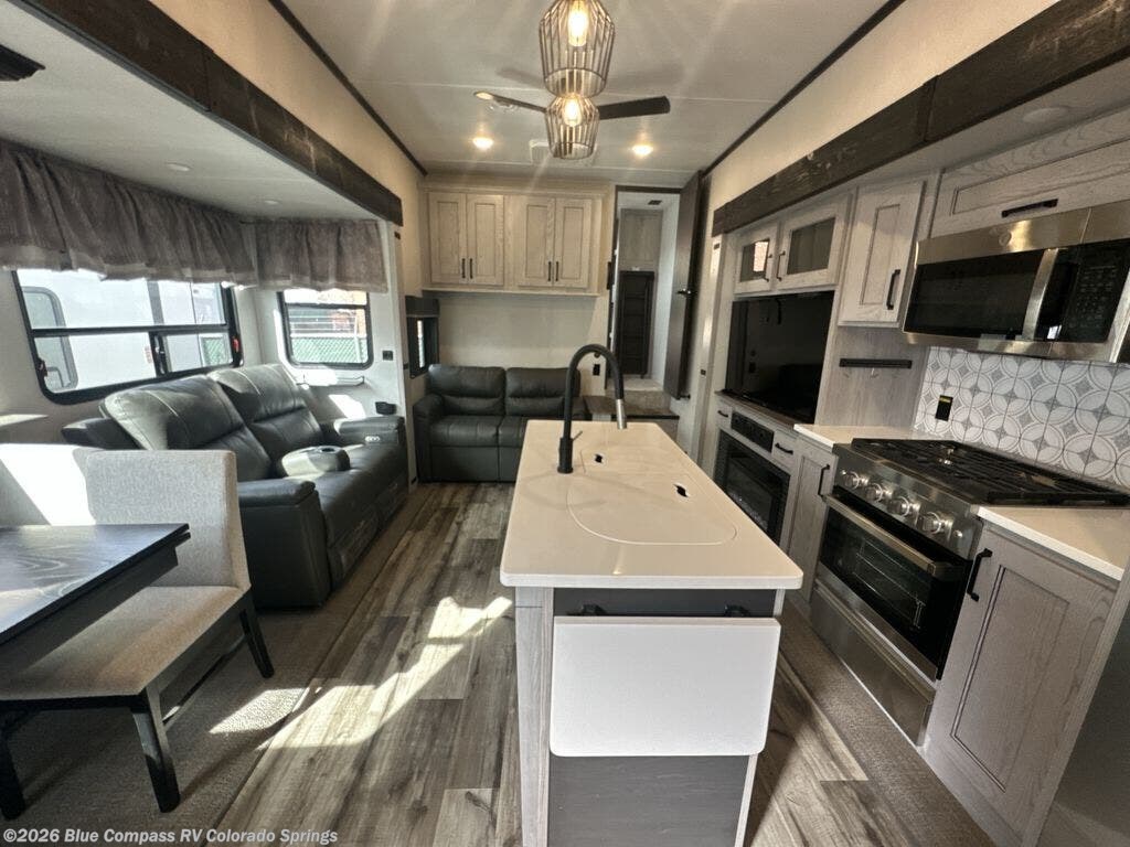 Used 2024 Keystone Montana 351BH available in Colorado Springs, Colorado