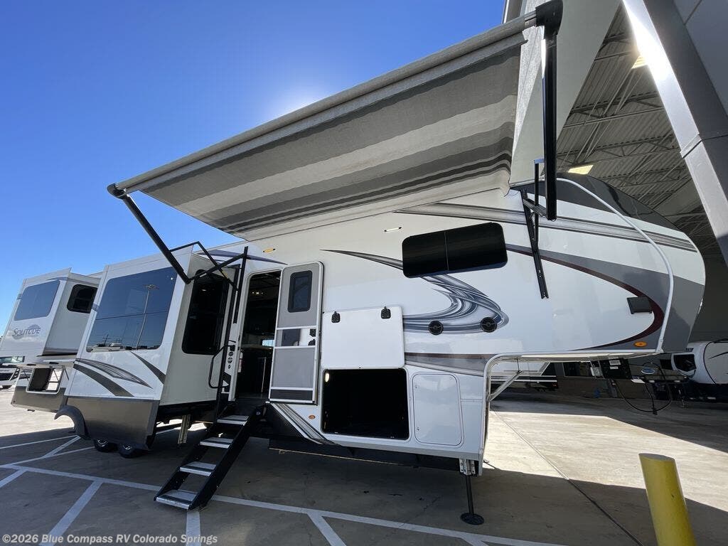 2022 Solitude 375RES by Grand Design from Blue Compass RV Colorado Springs in Colorado Springs, Colorado