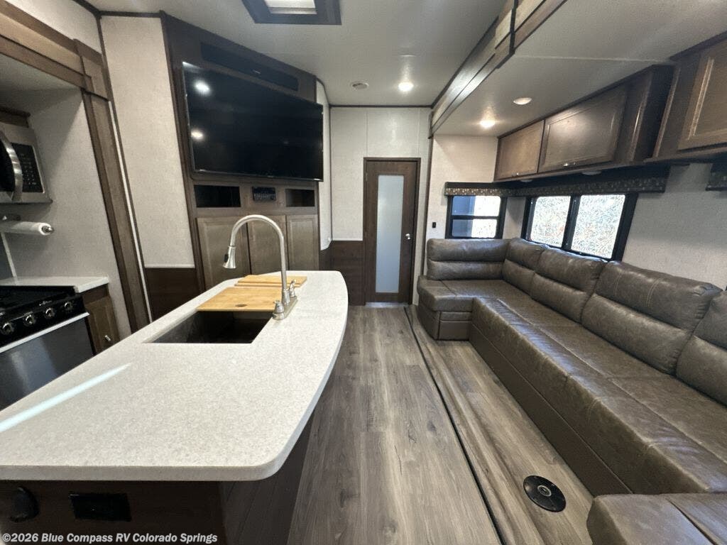 Used 2018 Highland Ridge Open Range 3X 427BHS available in Colorado Springs, Colorado