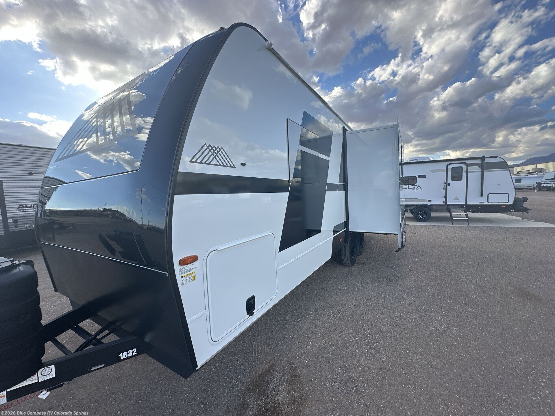 2026 Model I 265 by Brinkley RV from Blue Compass RV Colorado Springs in Colorado Springs, Colorado
