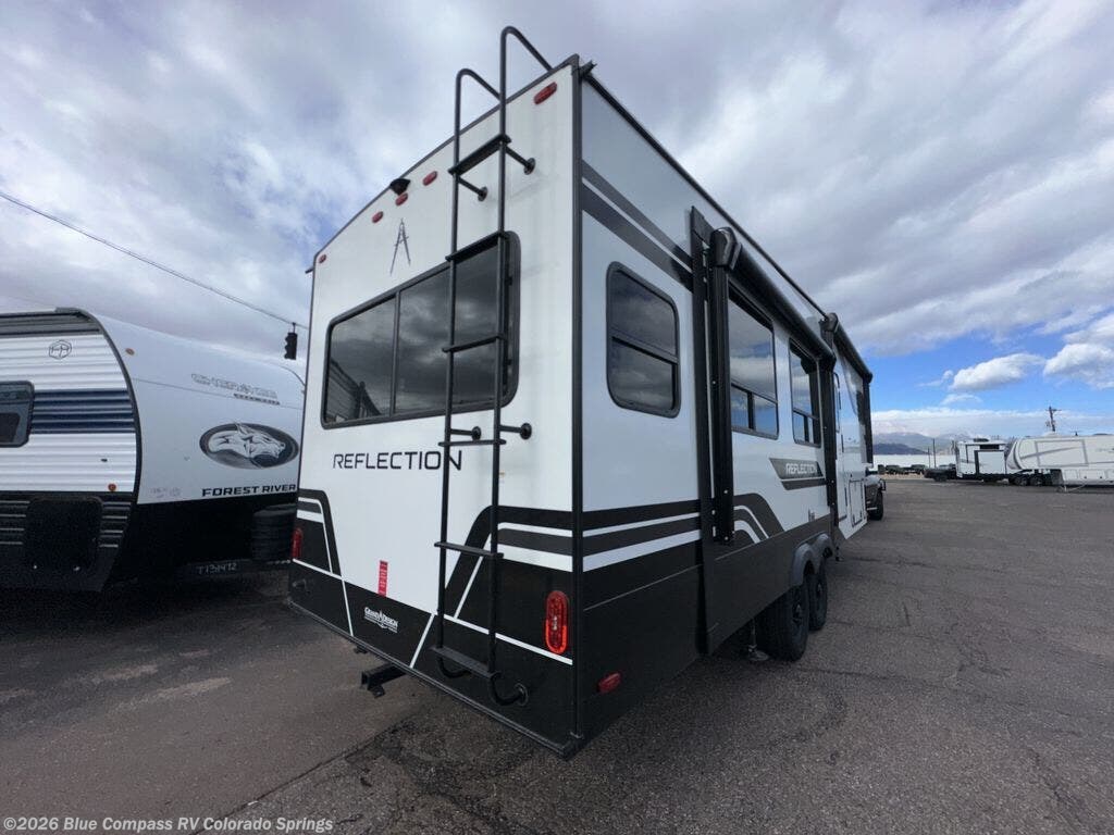 2026 Grand Design Reflection 303RLS - New Fifth Wheel For Sale by Blue Compass RV Colorado Springs in Colorado Springs, Colorado