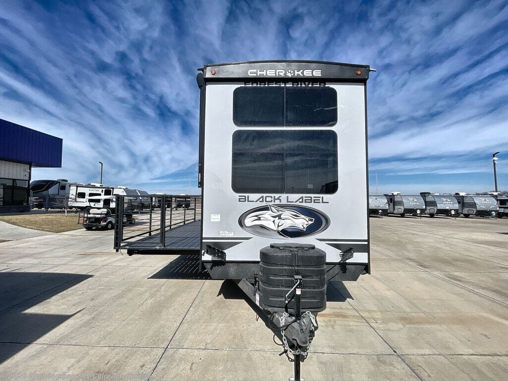 New 2026 Forest River Cherokee Timberwolf Black Label 27MDKBL available in Colorado Springs, Colorado