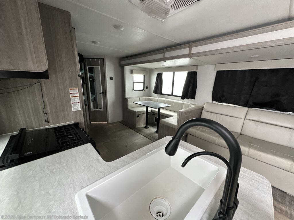 2025 Keystone Passport 264BH - Used Travel Trailer For Sale by Blue Compass RV Colorado Springs in Colorado Springs, Colorado