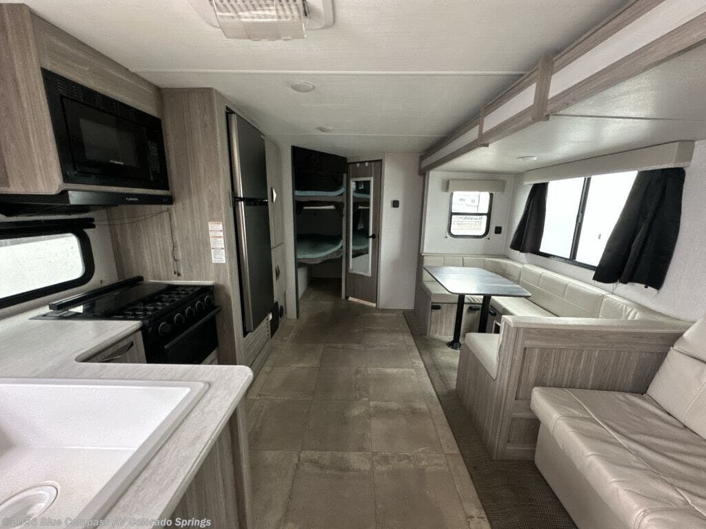 2025 Keystone Passport 264BH - Used Travel Trailer For Sale by Blue Compass RV Colorado Springs in Colorado Springs, Colorado