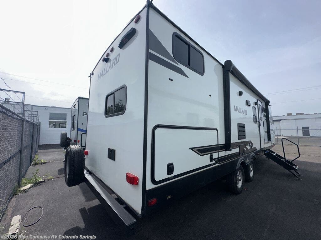 2023 Heartland Mallard M26 - Used Travel Trailer For Sale by Blue Compass RV Colorado Springs in Colorado Springs, Colorado