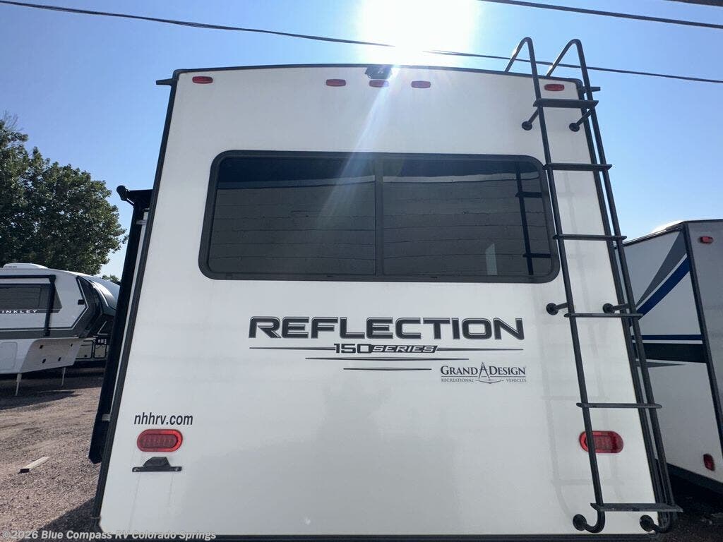 2022 Grand Design Reflection 260RD - Used Fifth Wheel For Sale by Blue Compass RV Colorado Springs in Colorado Springs, Colorado