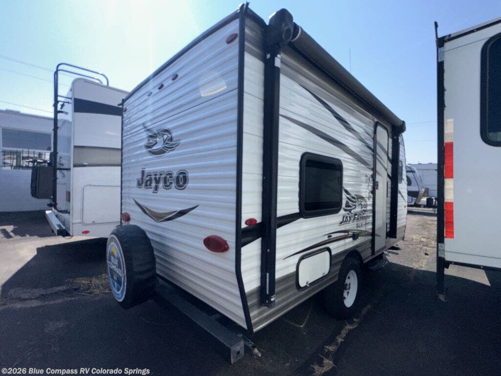 2018 Jayco Jay Flight SLX 154BH - Used Travel Trailer For Sale by Blue Compass RV Colorado Springs in Colorado Springs, Colorado